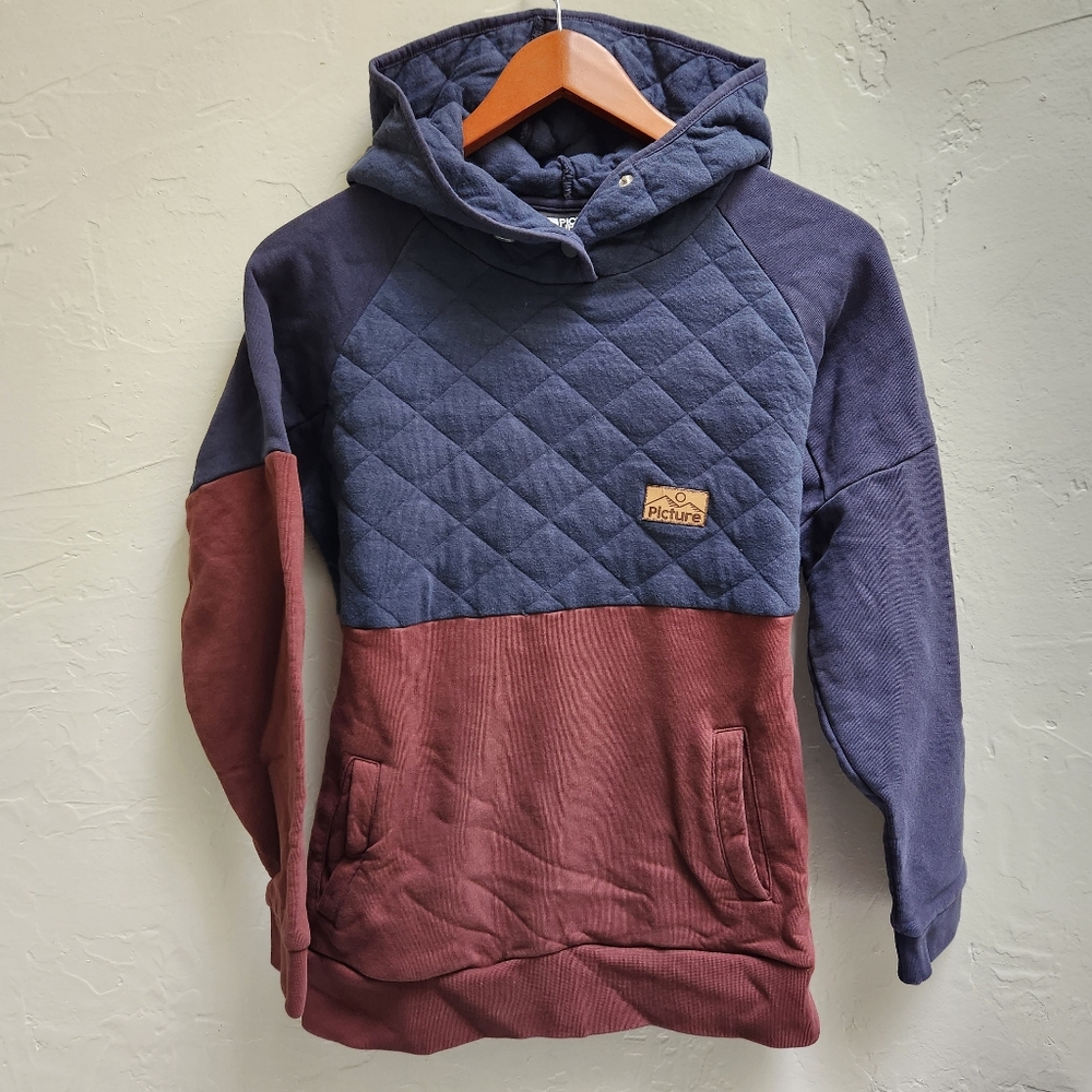 Picture Sweatshirt Designed in France outdoor brand ski climb